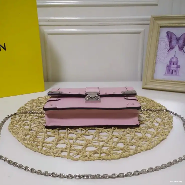 Fashionrepsfam ru 20DJ570016 Bags LV 0514